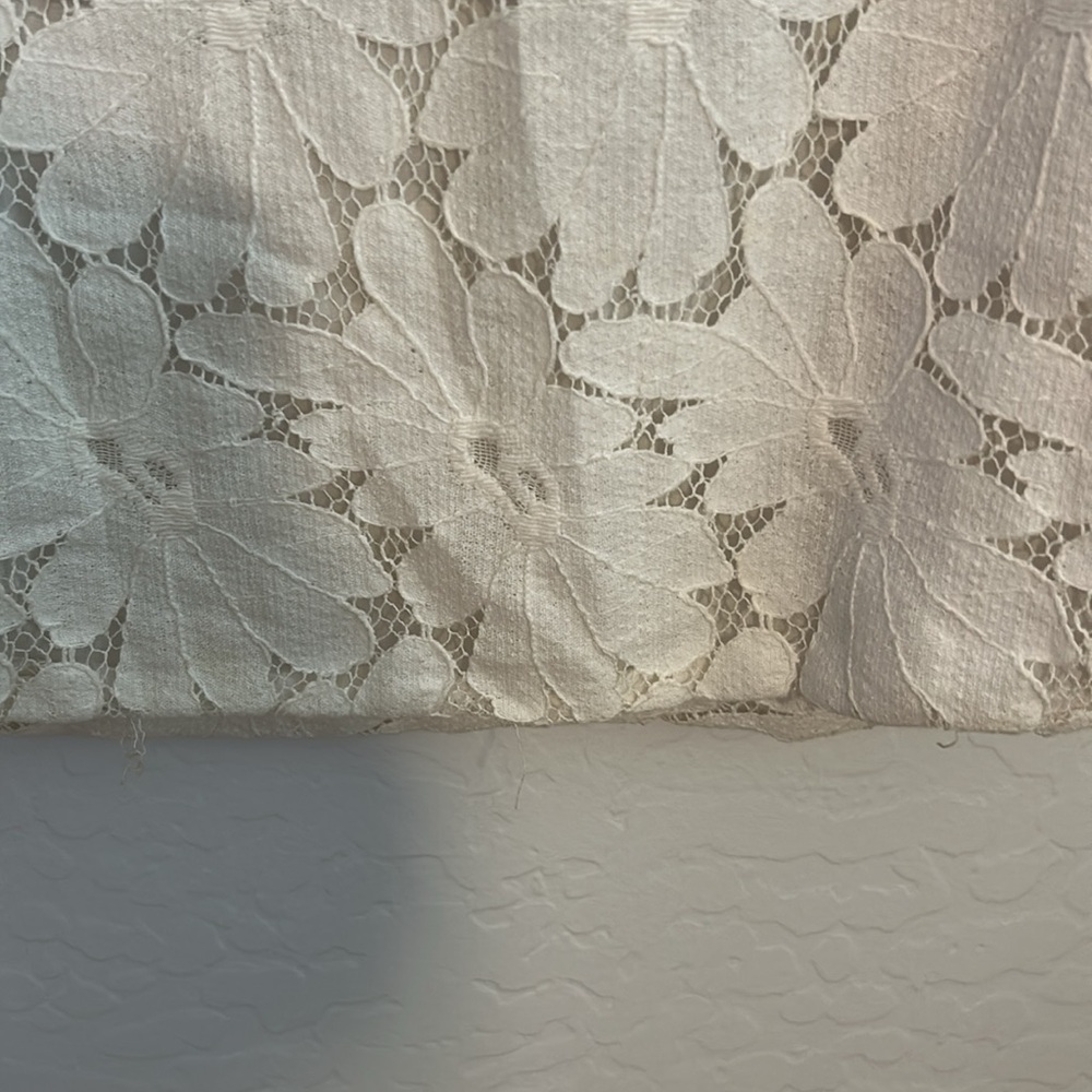 Vintage 1960s White Lace Dress Size Small. - Picture 7 of 9